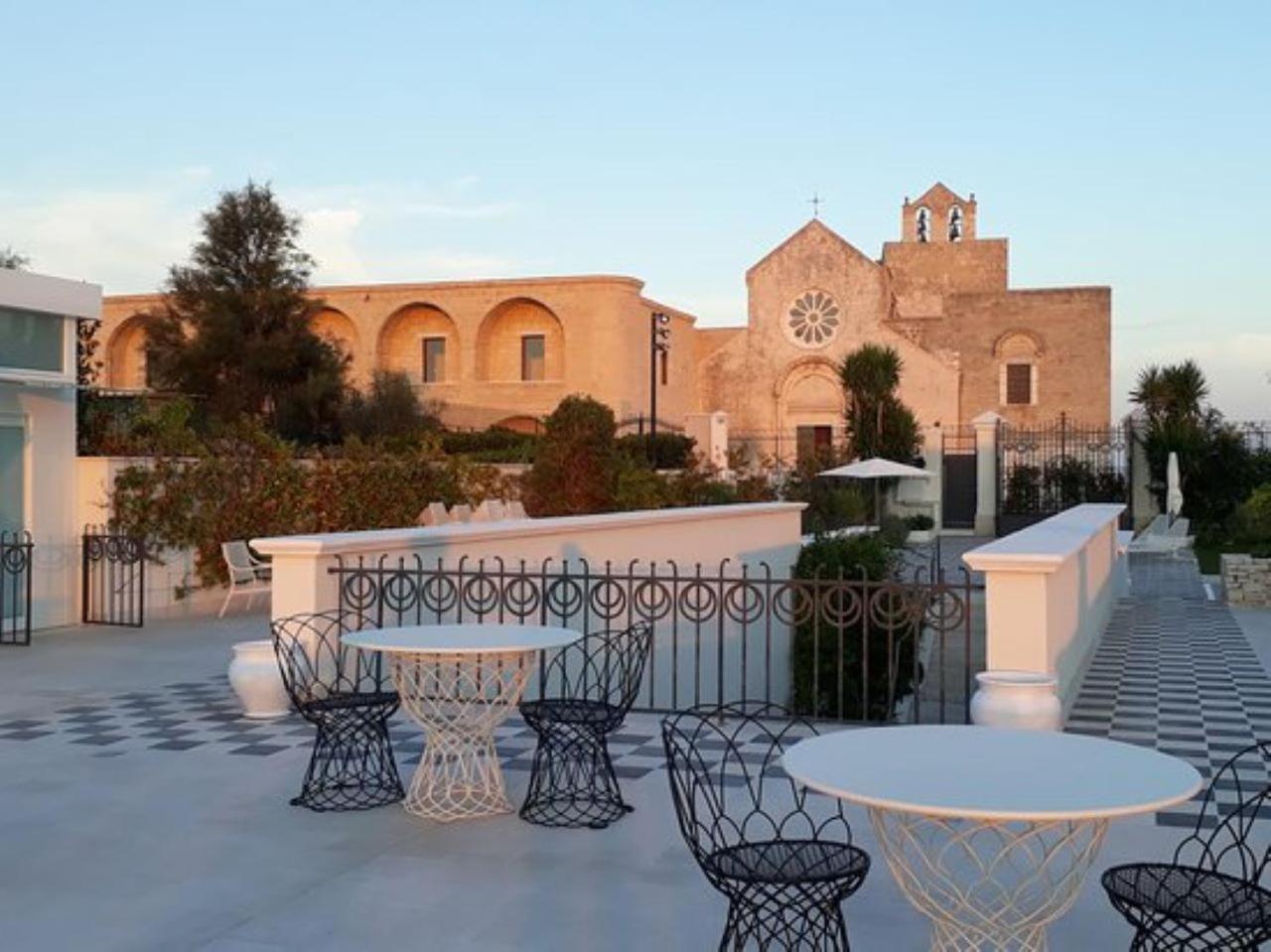 Villa Ascosa - Relais Sul Mare Trani Exterior photo